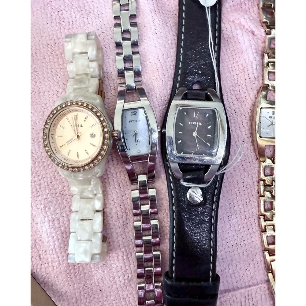 Lot 8 Working Watches 6 Fossil 2 Relic Quartz Ladies Mens Mixed Styles